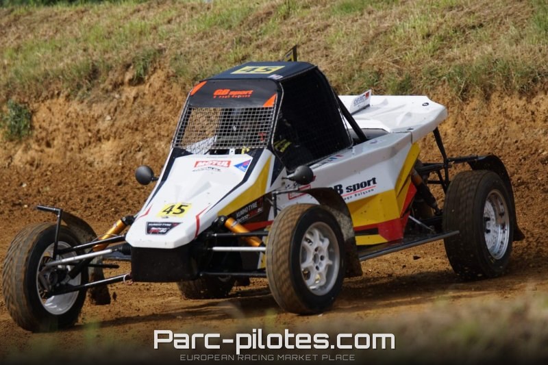 Buggy cup