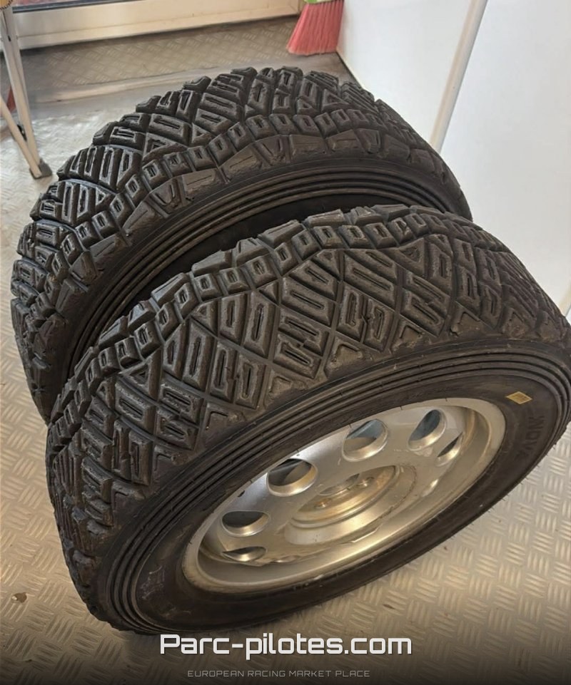 2 paires NOVA 170/650R15