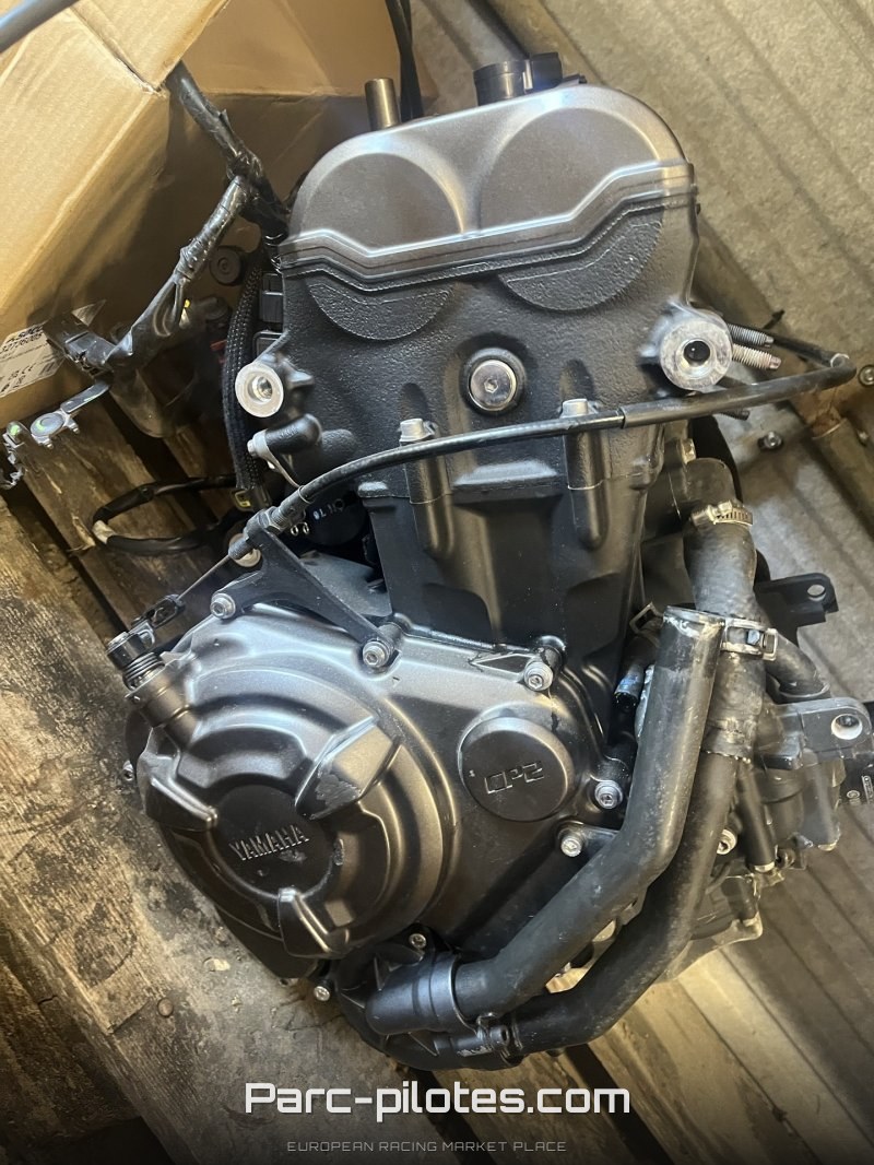 moteur mt07